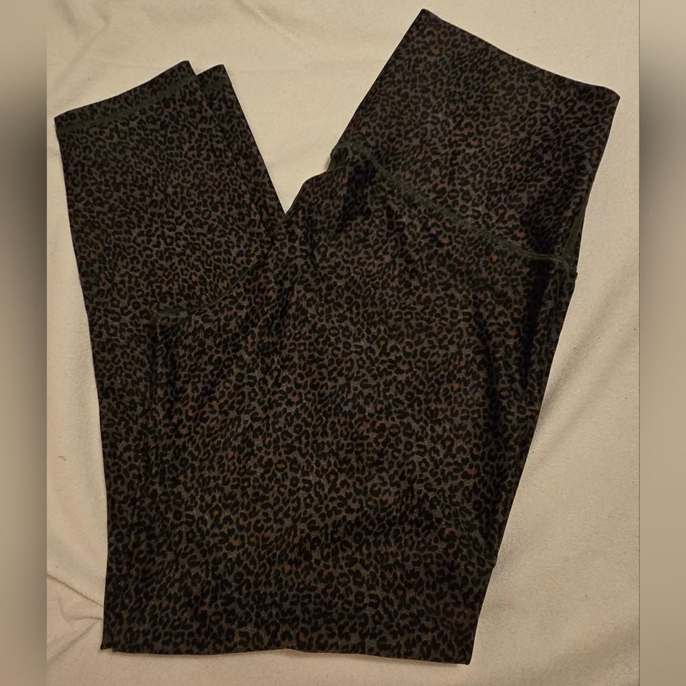 Aerie Womens XL Leopard Print Leggings  Gray/Black XL  Short NWT